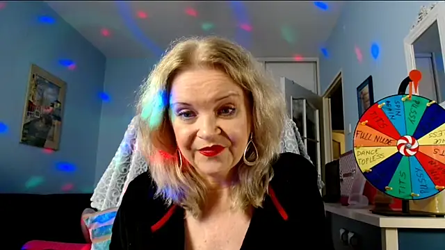 Snapshot of sexyjennyeu chatting on 03/12/25, 11:33 sexyjennyeu online show from 03/12/25, 11:33