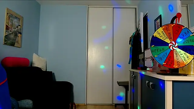 Snapshot of sexyjennyeu chatting on 09/10/25, 07:58 sexyjennyeu online show from 09/10/25, 07:58