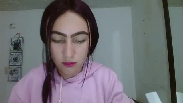 Snapshot of SexyTokio4 chatting on 02/06/25, 11:21 SexyTokio4 online show from 02/06/25, 11:21