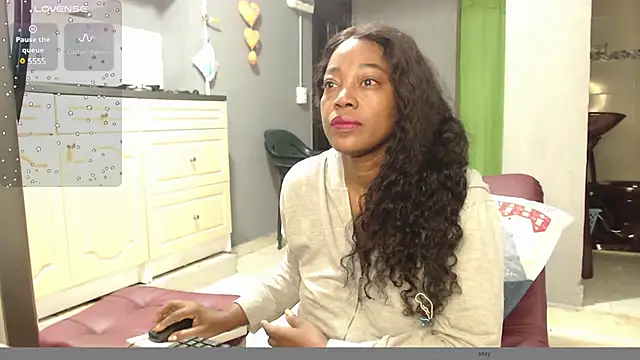 Snapshot of kimberley_123 chatting on 12/23/24, 09:49 kimberley 123 online show from 12/23/24, 09:49