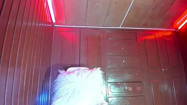 Hanna lens online show from 07/12/26, 06:10