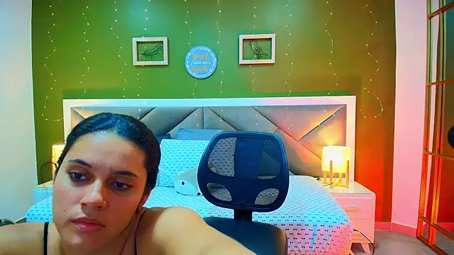 Snapshot of dahiana_spark chatting on 10/22/25, 08:08 dahiana spark online show from 10/22/25, 08:08