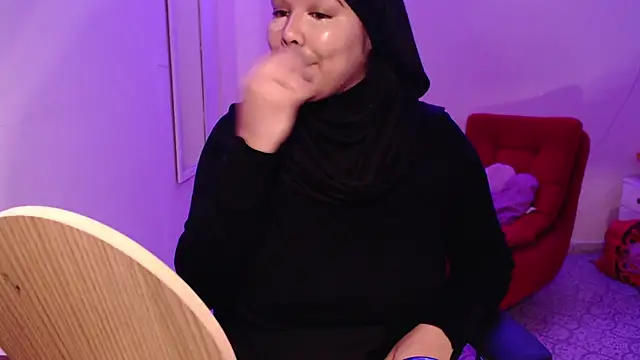 VenussTits97 online show from 02/04/26, 11:20