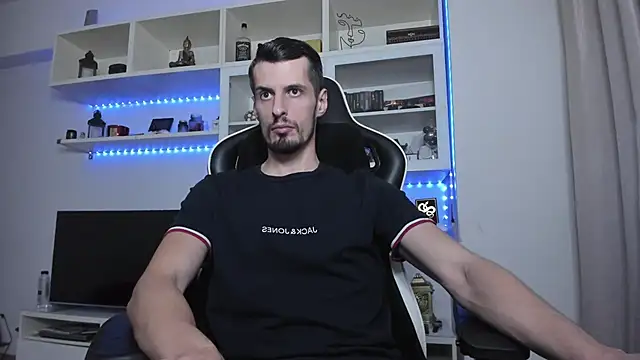 ToddClaytonn online show from 10/13/25, 08:53