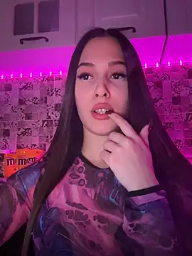 EricaWalls online show from 02/19/25, 07:38