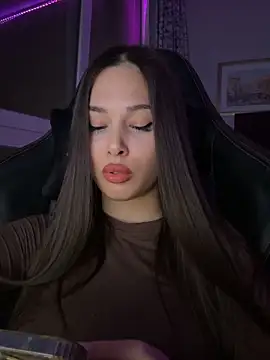 EricaWalls online show from 11/10/25, 03:00