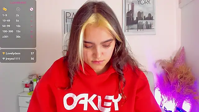 Snapshot of katy_giil chatting on 02/21/25, 05:53 katy giil online show from 02/21/25, 05:53