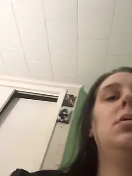 menaceswife online show from 02/25/25, 04:10