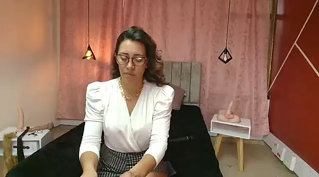 Snapshot of VioletaScott_ chatting on 02/14/25, 12:57 VioletaScott online show from 02/14/25, 12:57