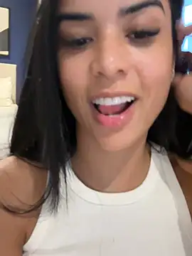 Laisabrazil online show from 02/08/26, 09:18