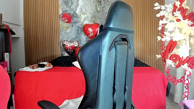 Danna topless online show from 02/25/26, 12:04