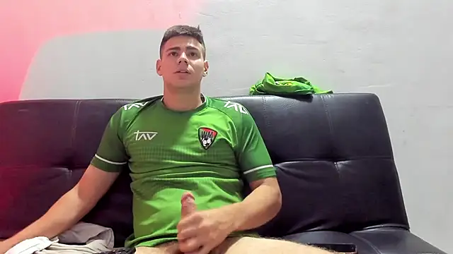 Snapshot of Brian_cx chatting on 01/25/25, 09:26 Brian cx online show from 01/25/25, 09:26