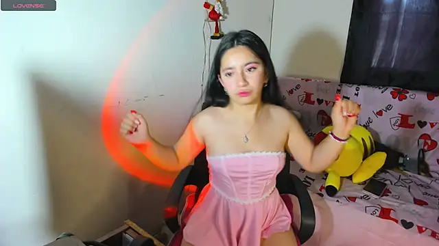 litle mily  online show from 12/04/24, 09:46