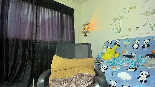 litle mily  online show from 01/25/25, 09:57