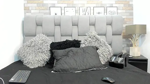 KariinaTaylor online show from 03/03/26, 07:09