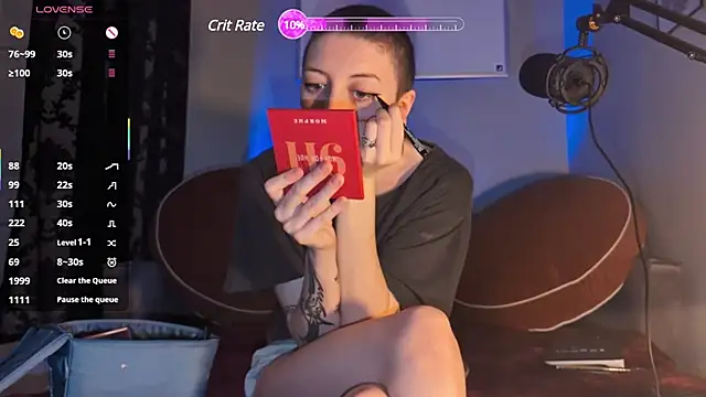 Snapshot of lovelylucyy chatting on 02/07/25, 03:01 lovelylucyy online show from 02/07/25, 03:01