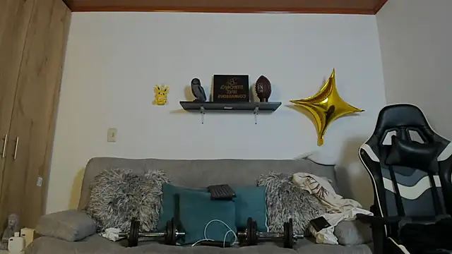 julian wallace online show from 09/23/25, 04:10