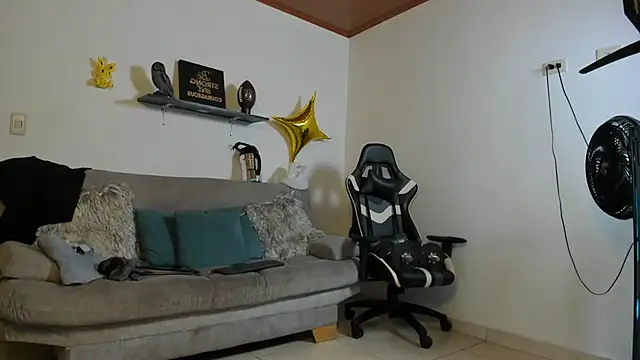 julian wallace online show from 10/08/25, 03:31