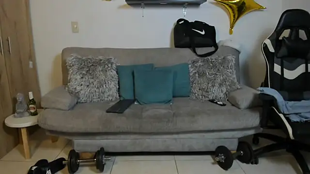 julian wallace online show from 12/05/25, 04:58