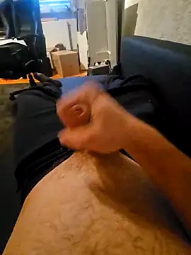 Snapshot of Feelixbi99 chatting on 11/01/25, 11:01 Feelixbi99 online show from 11/01/25, 11:01