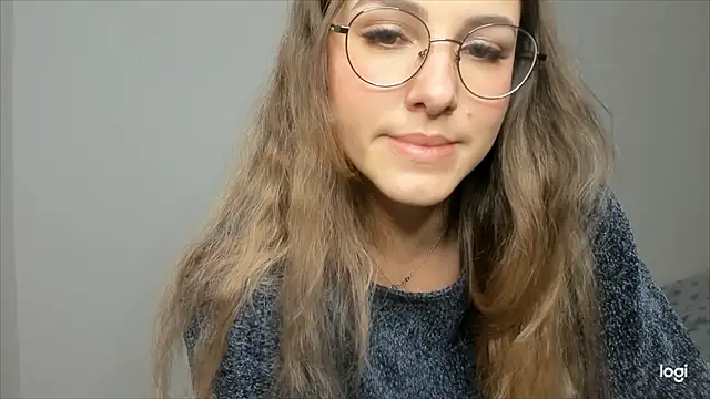 Snapshot of sophia_euphoriaa chatting on 12/04/24, 06:55 sophia euphoriaa online show from 12/04/24, 06:55