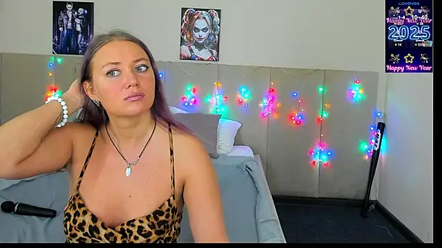 Snapshot of MuscleXXXBarbie chatting on 02/14/25, 02:28 MuscleXXXBarbie online show from 02/14/25, 02:28