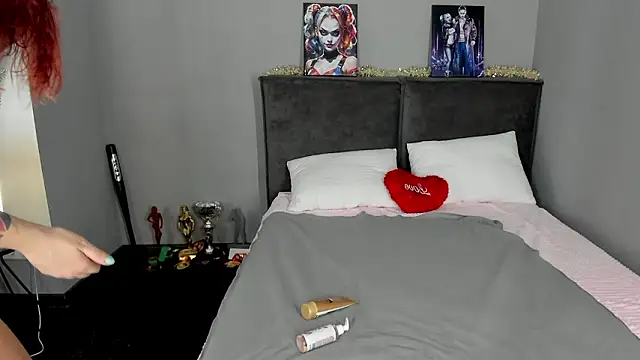 MuscleXXXBarbie online show from 02/12/26, 09:04