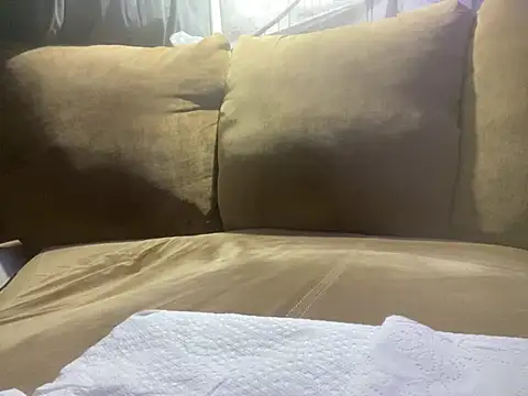 Snapshot of BigMac1596 chatting on 01/29/25, 10:01 BigMac1596 online show from 01/29/25, 10:01