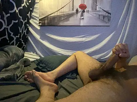 Snapshot of BigMac1596 chatting on 09/27/25, 03:55 BigMac1596 online show from 09/27/25, 03:55