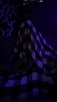 Snapshot of BigMac1596 chatting on 11/21/25, 10:47 BigMac1596 online show from 11/21/25, 10:47