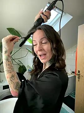 BrownieyQueen online show from 01/16/26, 07:45