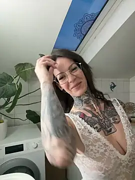 BrownieyQueen online show from 03/02/26, 05:30