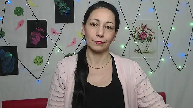 Snapshot of LiluGrants chatting on 03/22/25, 04:35 LiluGrants online show from 03/22/25, 04:35