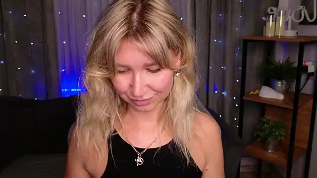 Snapshot of MilaBott chatting on 06/29/26, 07:36 MilaBott online show from 06/29/26, 07:36