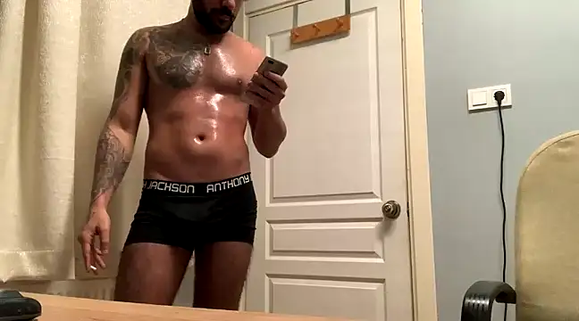 Snapshot of themany29 chatting on 02/01/25, 02:34 themany29 online show from 02/01/25, 02:34