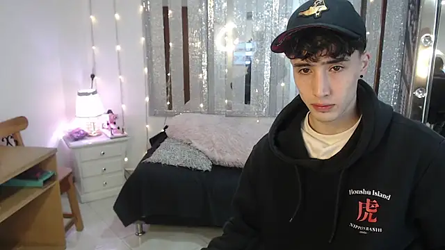 gojo satoru 18 online show from 02/10/25, 11:25