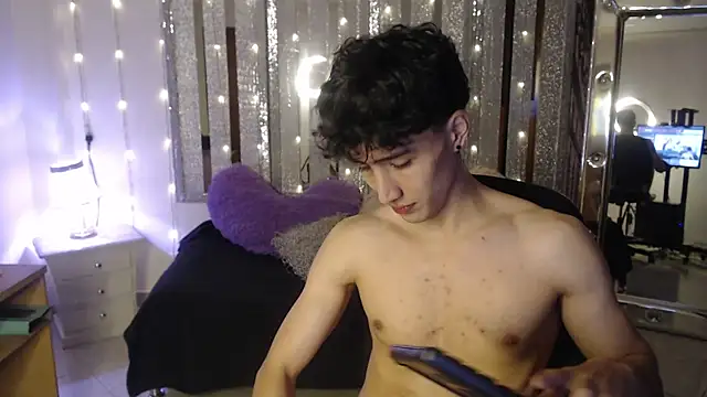 gojo satoru 18 online show from 02/17/25, 01:10