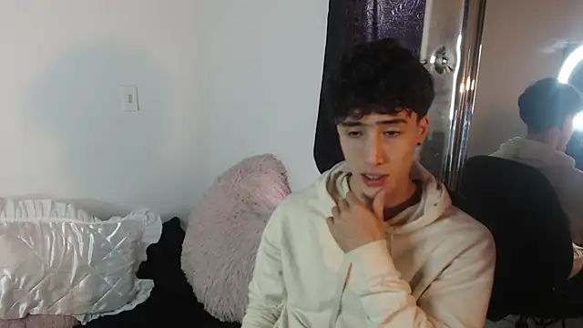 gojo satoru 18 online show from 02/25/25, 02:54