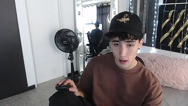 gojo satoru 18 online show from 03/13/25, 12:02