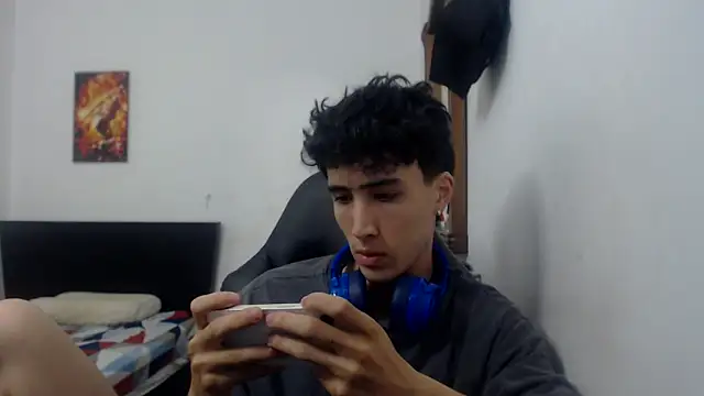 gojo satoru 18 online show from 09/17/25, 11:23