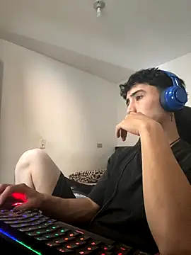 gojo satoru 18 online show from 10/05/25, 06:39