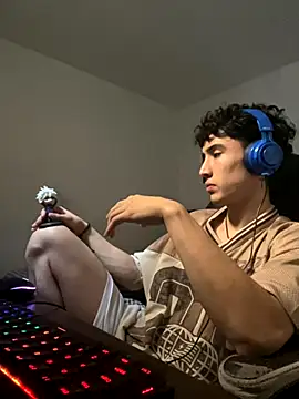 gojo satoru 18 online show from 11/03/25, 03:35