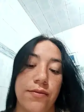 Snapshot of helena_smith chatting on 01/13/26, 04:07 helena smith online show from 01/13/26, 04:07