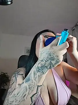 Snapshot of helena_smith chatting on 02/24/26, 04:54 helena smith online show from 02/24/26, 04:54