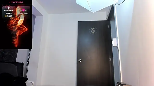 Bella Evans  online show from 01/12/26, 07:08