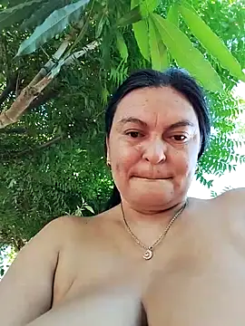 Snapshot of Horny-Mommy-Dirty chatting on 04/26/26, 02:26 Horny-Mommy-Dirty online show from 04/26/26, 02:26