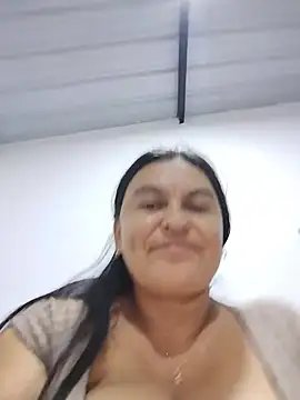 Snapshot of Horny-Mommy-Dirty chatting on 05/22/26, 02:51 Horny-Mommy-Dirty online show from 05/22/26, 02:51