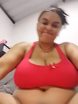 Snapshot of Horny-Mommy-Dirty chatting on 05/28/26, 02:42 Horny-Mommy-Dirty online show from 05/28/26, 02:42
