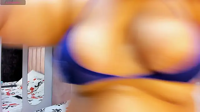 Snapshot of Clarigil chatting on 03/21/25, 07:46 Clarigil online show from 03/21/25, 07:46