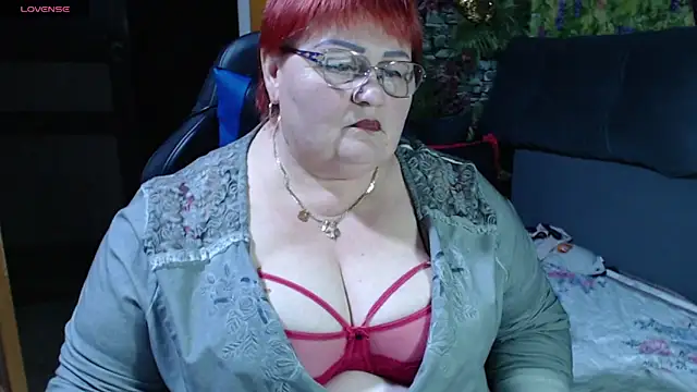 Snapshot of Goddess57 chatting on 02/21/25, 04:16 Goddess57 online show from 02/21/25, 04:16